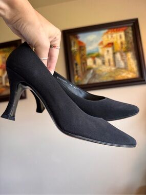 Stuart Weitzman Black Kitten Heels Pumps Shoes Vintage 7.5 N